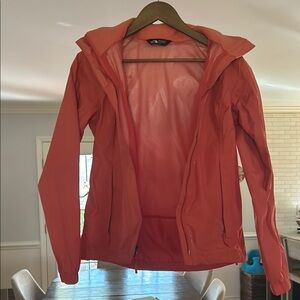 Women’s North Face Coral Hooded Rain Jacket